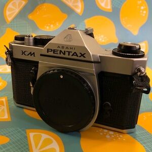 Pentax KM